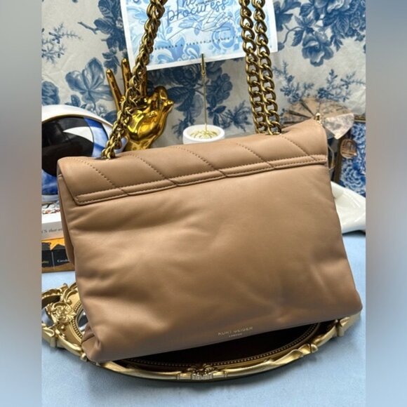 🆕 KURT GEIGER LONDON 🧿 NWOT Large Quilted Leather Soho Shoulder Bag, Camel - Picture 6 of 16